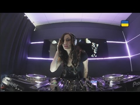 Live @ Radio Intense 27.05.2014 - Nicole M.Y
