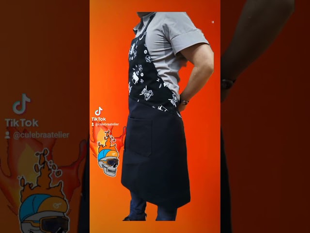 Vídeo relacionado con Halinuia Negro Hombre Delantal, Ajustable Chef Delantal con 2 Bolsillos