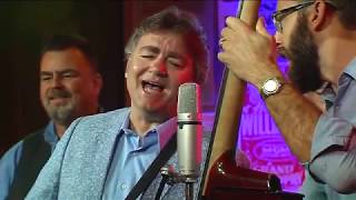 The Travelin McCourys  The Shaker