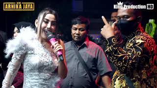 Download lagu Kumis Kandel - Anik Arnika - New Arnika Jaya Live Di Desa Sampih Susukan Lebak Cirebon mp3