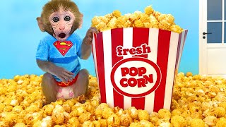 Monkey Baby Bon Bon goes supermarket buy rainbow popcorn and bathed with the duckling in the bathtub