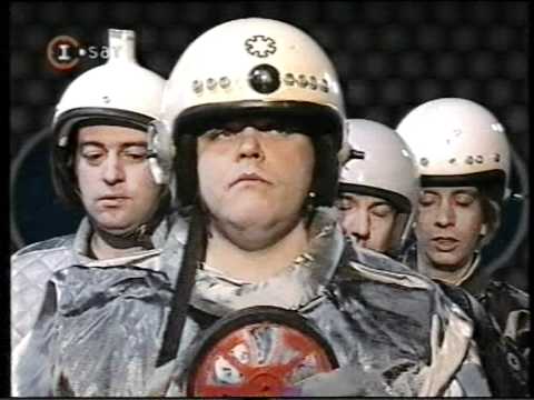 Cha Cha Cha - Astronautas - Fuman sorete en la Luna