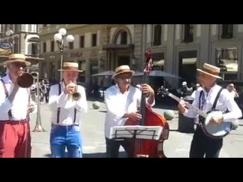 The Italy Hot Jazz Band @ Piazza Repubblica