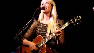 Tina Dico - Break Of Day (live @ Paradiso, Amsterdam 10-26-2010)