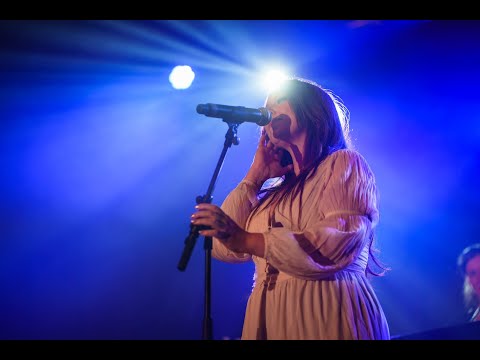 13. Dresdner Neujahrssingen - Veronika Fischer "Dass ich eine Schneeflocke wär" Ulrike Weidemüller