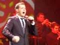 Michael Buble - That's Life feat Naturally 7 Live in Sydney