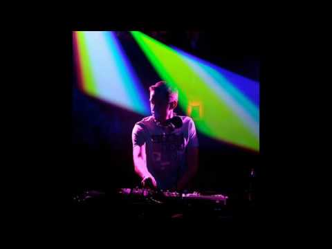 Claudio Bonaldi and Leonardo Roa - Gobal Warming (Thomas Langner and Lucjan Remix)