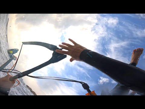 KITESURF BIG AIR CRASH IN 40 KNOTS