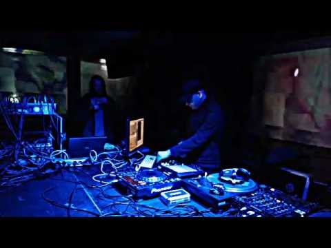 Plug & Lay: Krisz Deak live @ RTS.FM 17.03.2013