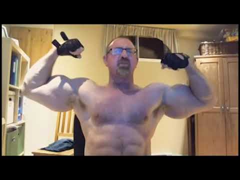 Daddy big bicep flex - Doctor9