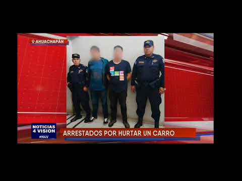 PNC captura a dos personas acusadas de hurtar un vehículo en Ahuachapán Centro