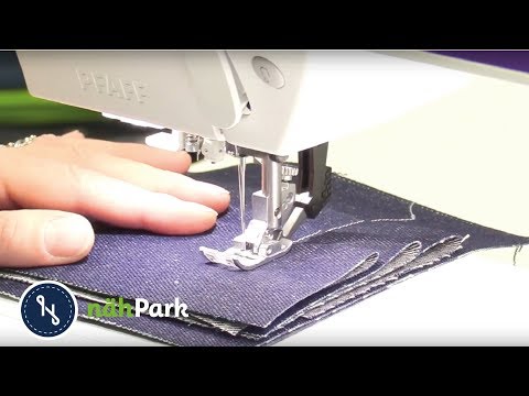 The Pfaff Expression 710 and Expression 720 in comparison