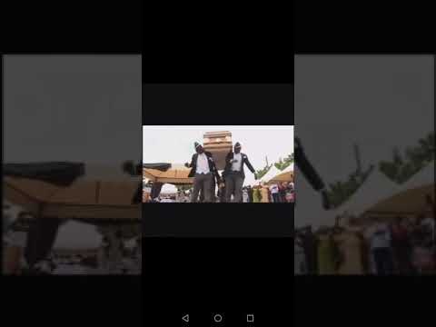 Grabarze z Ghany memes gravediggers