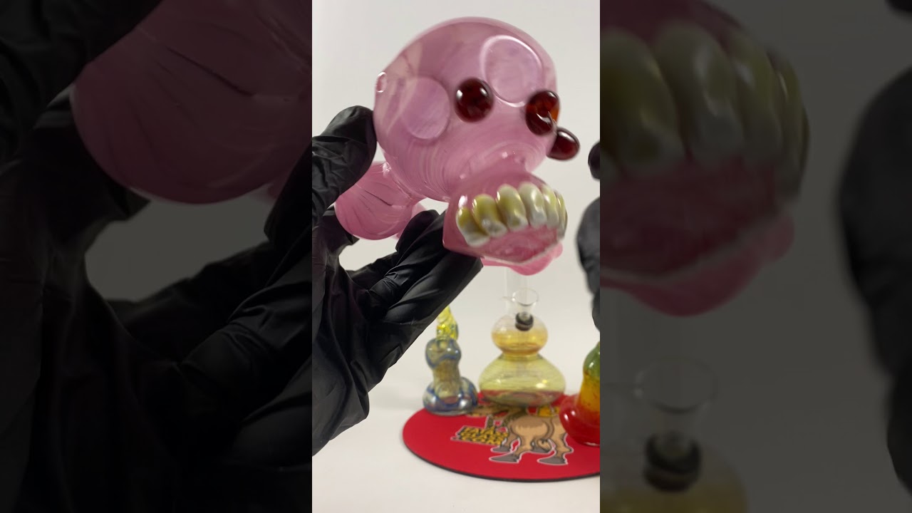 The Difference Between a Bong & a Bubbler Function & Categorizing