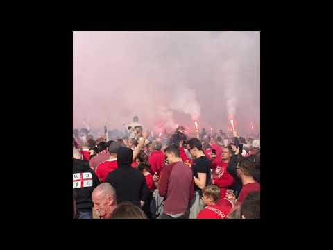 09/04/2017 Kampioenenviering RAFC huldiging Grote Markt.