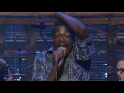 TV On The Radio - Wolf Like Me ( Live on Letterman ) HD & in sync