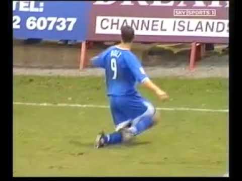 Kidderminster Harriers 2, Rochdale 1, 11/12/04