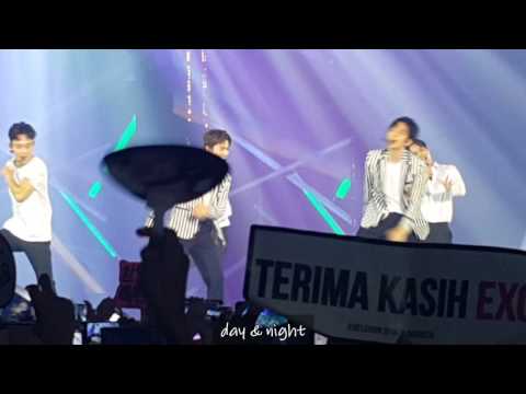 160227 EXO - TEL Jakarta - Love Me Right (Sehun, Kai)
