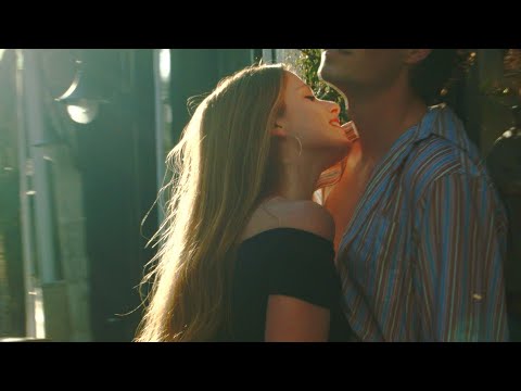 DOV'È LIANA - JANVIER  [Official Video]