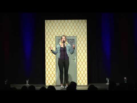 Jeanine Lang - Die Magie der Worte @ Roxy Ulm Poetry Slam September 2018