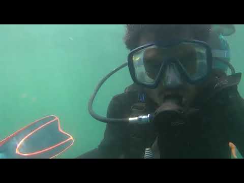 Abhinay Rozer | Goa Beach | Under water performance