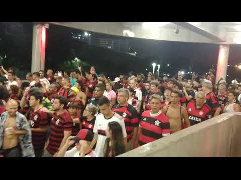 Saída da torcida do Flamengo, final Recopa.