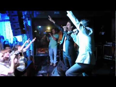 Rony Bianco  ft Ale Mendoza - Solita (En Vivo) Guatemala 2012