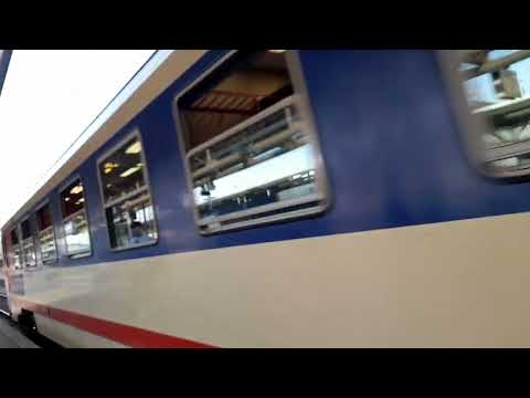 ÖBB 5047 032 7 am Weg nach Traiskirchen Aspangbahn fährt ein in Wr. neustadt Hbf um kurz nach 19:15