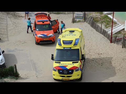 A1 Ambulance 12-147 met spoed naar en van meldingen in Zandvoort