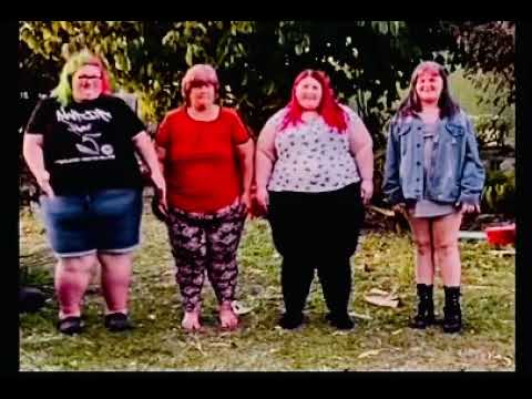 Kids when a guy in a white van tells them to get in for ice cream 🍦