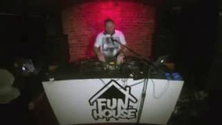 TheFunhouseTV - 10/10/13 - DJ Premier production mix by Mr Thing
