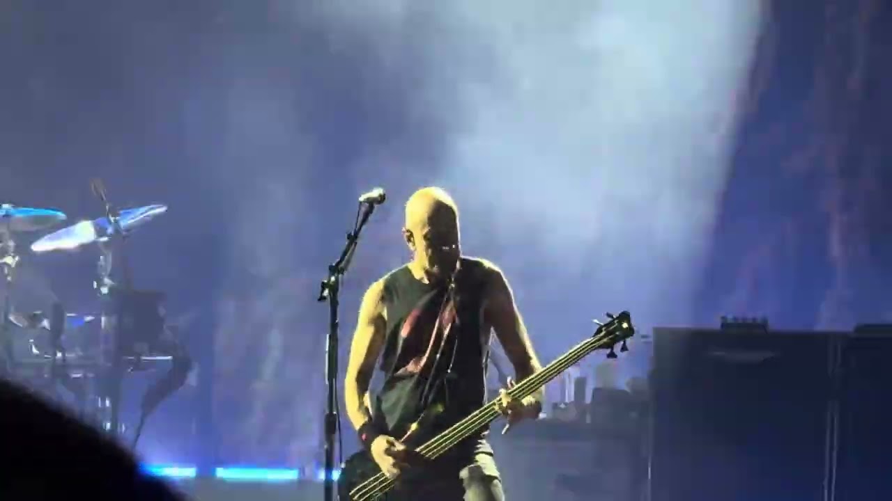 System of a Down - Snowblind - Black Sabbath - Ozzy Osbourne - at MetLife Stadium - 08.27.25 - YouTube