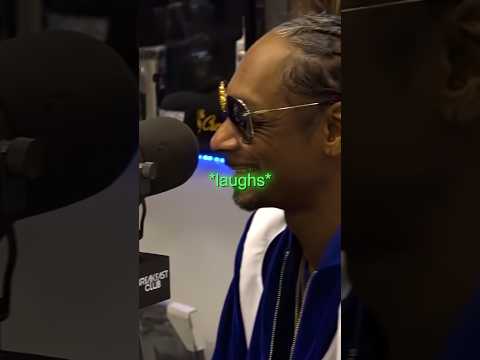 Snoop Dogg rolled up in bible papers 🤣