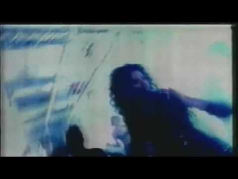 Comercial do LP A próxima vítima - Internacional