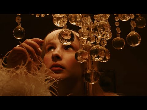 Alice on the roof – Change My World (Official Video)