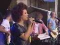 Sneaky Sound System - UFO (Live on Video Hits)