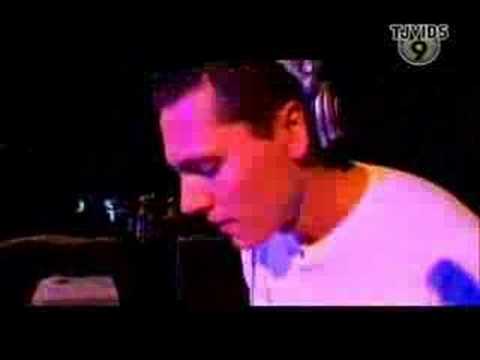 DJ 3KR3M VS.SERDAR ORTAÇ-GİTME(REMİX)