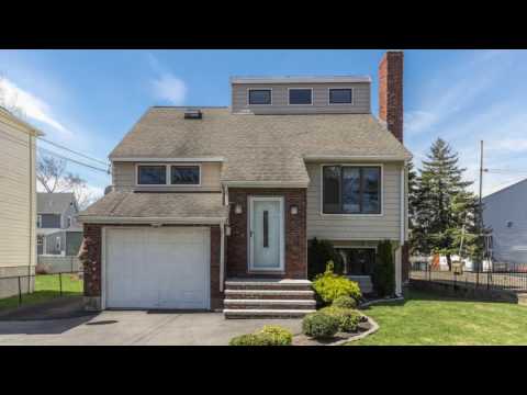 41 Serino Way, Saugus MA-  THE FUCCILLO-FELICE REAL ESTATE TEAM