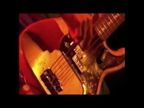 Queen - John Deacon Dragon Attack🅱️ASS Solo (Without Guitar)