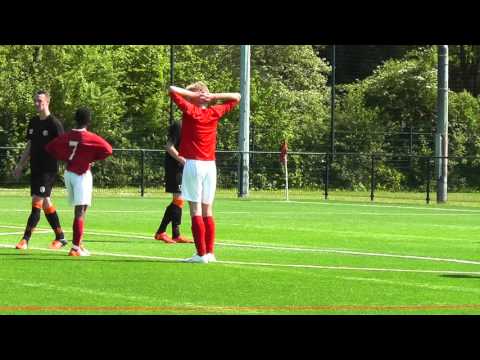 7 mei 2016 Saestum A2 - VV De Meern A2 com 1-20 Doelpunt Sander (0-11)