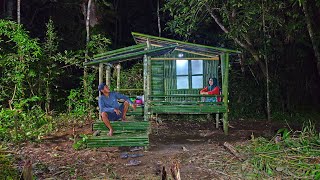 Download lagu Camping hujan deras 2 hari membangun shelter minimalis di hutan bersama istri mp3