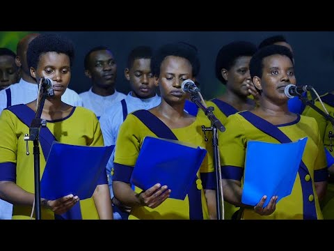 Njye Mpisemo Yesu (Live Concert) by ROHI CHOIR