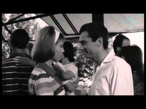 Cliff Richard - Evergreen Tree