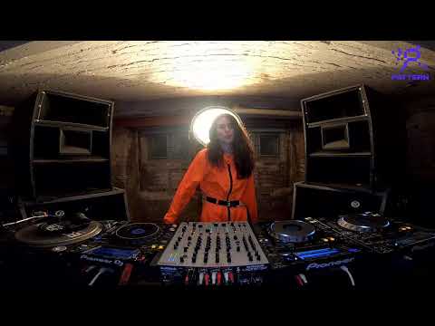 PATTERN: Zement Showcase - Beatrice - 02.12.22 - 5 P.M