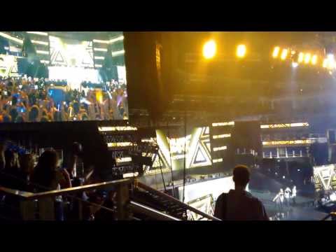 130907 Music Bank ISTANBUL - MBLAQ - Greeting the fans - fancam