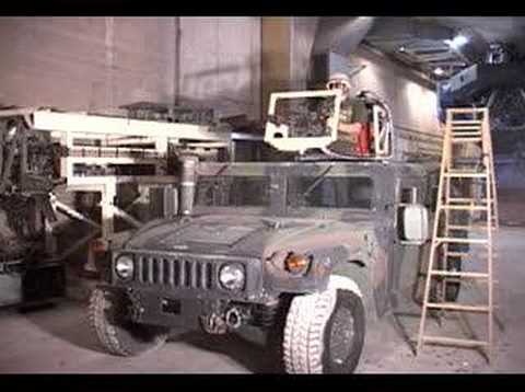 HMMWV with Minigun