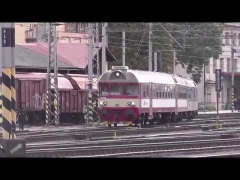 ČD 854.014 - Odjezd vlaku Sp 1955 - Hradec Králové hl.n., 26.9.2015