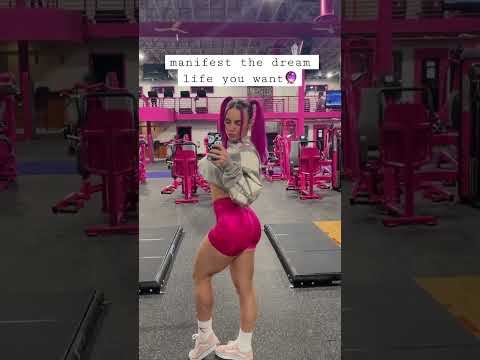 my vision is so clear 💫🦈💭 #gymshark66 #gymshark #gymgirl #pinkhair #fitnessmodel #fitnesstips