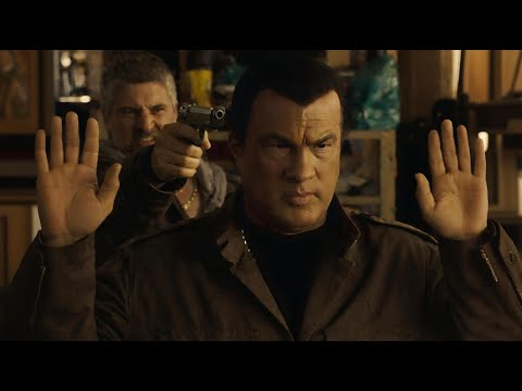 Punks try to rob Steven Seagal, having no clue he’s a retired Mob Godfather.
