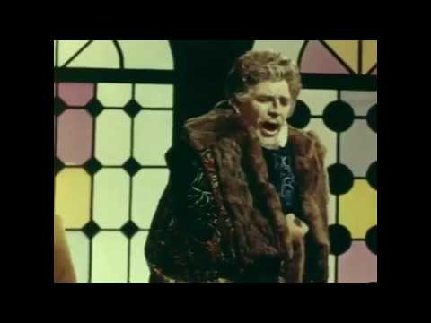 Alexander Vedernikov sings Ella giammai m'amo from Verdi's Don Carlo (in Russian) - 1971.